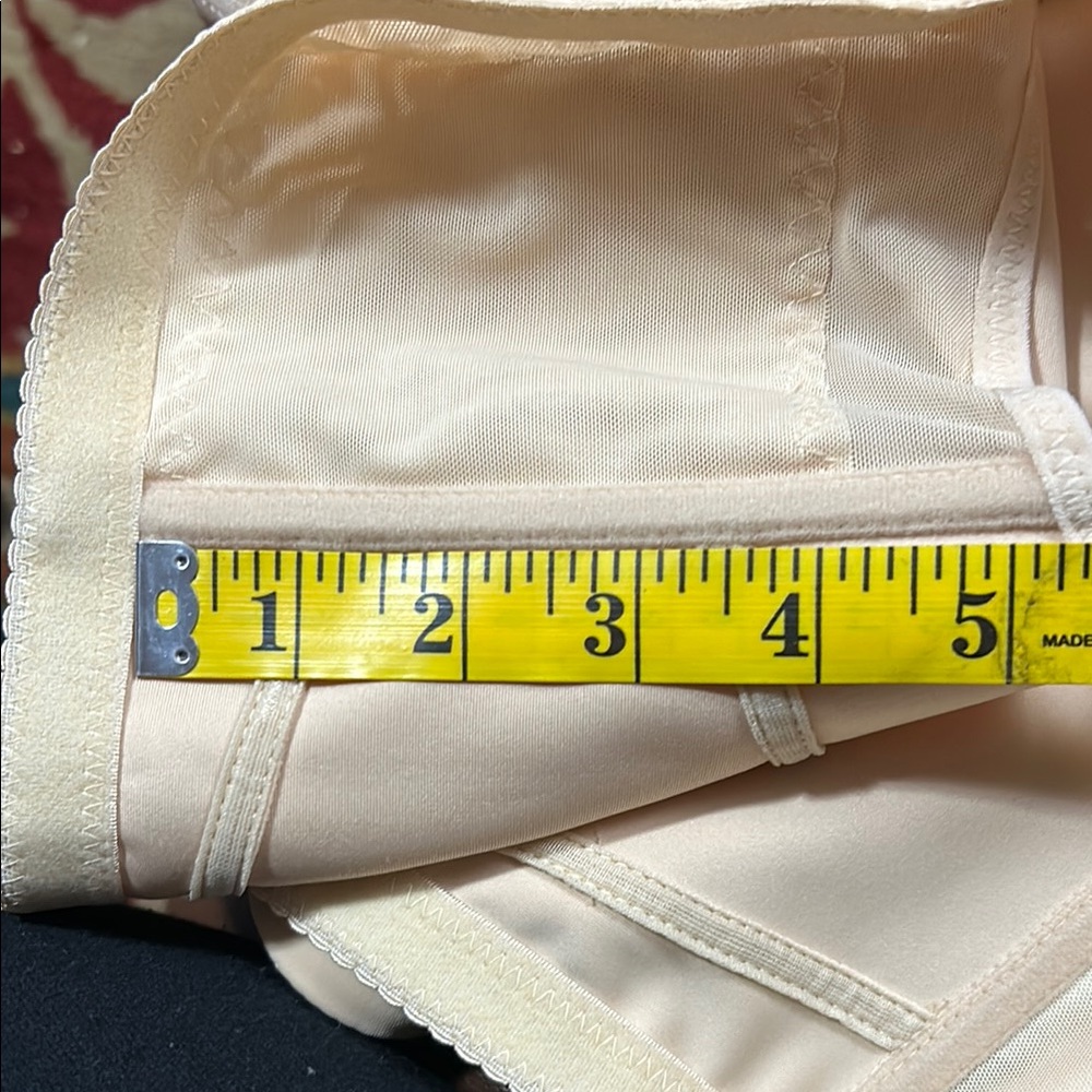 Beige Front Hook Bra Size 8XL - Picture 5 of 5